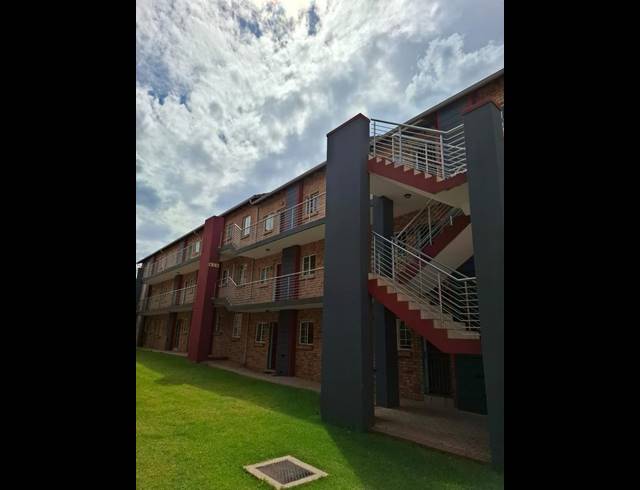 2 BEDROOM PROPERTY TO RENT IN STONERIDGE